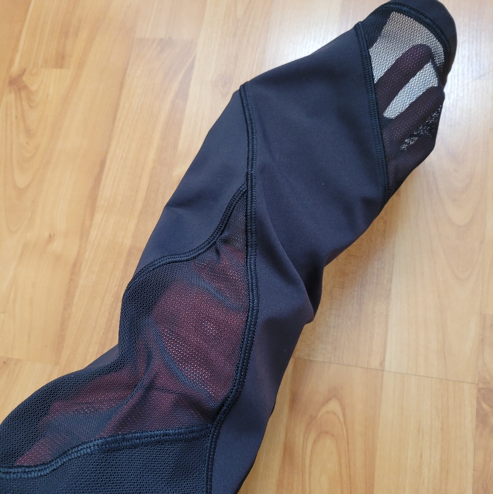 Lululemon Fast as Light Crop Luxtreme Black High Rise Leggings 6 - Picture 16 of 16